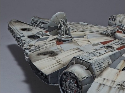 Millennium Falcon 'perfect Grade' (Plastic Model Kit) - zdjęcie 4