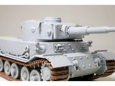 Panzerbefehlswagen Tiger (P) 003 With Zimmerit In May 1944 - zdjęcie 10