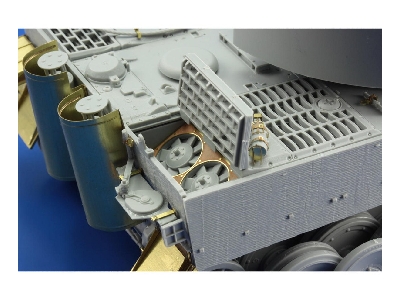 Tiger I Mid production 1/35 - Dragon - zdjęcie 17