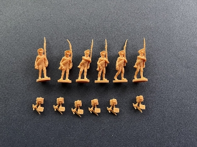 Napoleonic Wars Russian Infantry - Marching (40 Figures) - zdjęcie 2