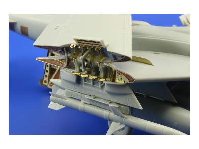  EA-6B wing fold 1/48 - Kinetic - blaszki - zdjęcie 2