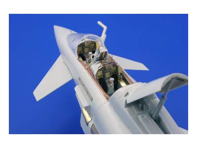  EF-2000 Two-seater interior S. A. 1/48 - Revell - blaszki - zdjęcie 5