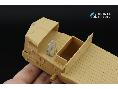 Voroshilovets Tractor - 3d-printed & Coloured Interior On Decal Paper With 3d-printed Resin Parts (For Trumpeter Kits) - zdjęci