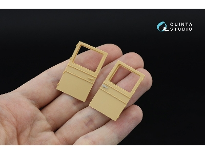 Voroshilovets Tractor - 3d-printed & Coloured Interior On Decal Paper With 3d-printed Resin Parts (For Trumpeter Kits) - zdjęci