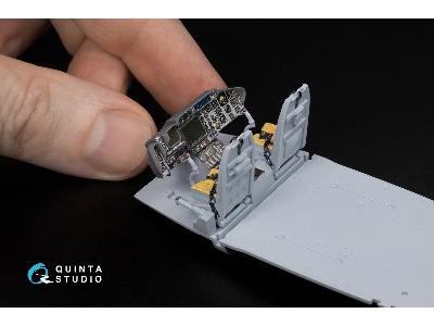 Westland Lynx Hma.8 - 3d-printed & Coloured Interior With 3d-printed Resin Parts (For Airfix Kits) - zdjęcie 6