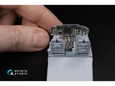 Westland Lynx Hma.8 - 3d-printed & Coloured Interior With 3d-printed Resin Parts (For Airfix Kits) - zdjęcie 8