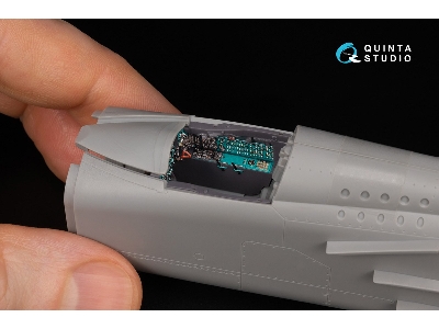 Mig-25 Rb / Rbt - 3d-printed & Coloured Interior On Decal Paper With 3d-printed Resin Parts (For Icm Kits) - zdjęcie 4