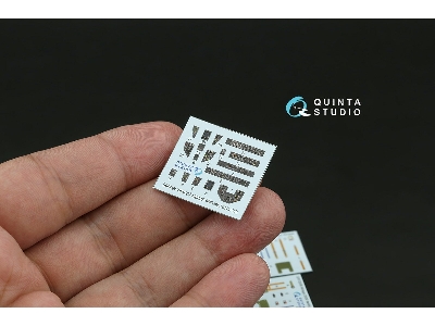 Dassault Mirage 2000 N - 3d-printed & Coloured Interior With 3d-printed Resin Part (For Dream Model Kits) - zdjęcie 4