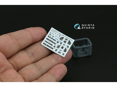 Dassault Mirage 2000 D - 3d-printed & Coloured Interior With 3d-printed Resin Parts (For Modelsvit Kits) - zdjęcie 3