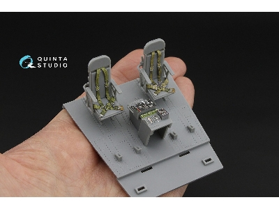 Consolidated B-24 D/J Liberator - Pilot's Compartment 3d-printed & Coloured Interior On Decal Paper (For Hobby Boss Kits) - zdjÄ