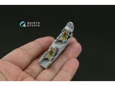 Dassault Mirage 2000 B - 3d-printed & Coloured Interior (For Modelsvit Kits) - zdjęcie 9