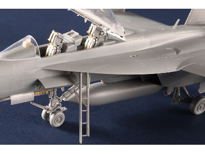 Boeing F/A-18 F Super Hornet (Vfc-12) - zdjęcie 3