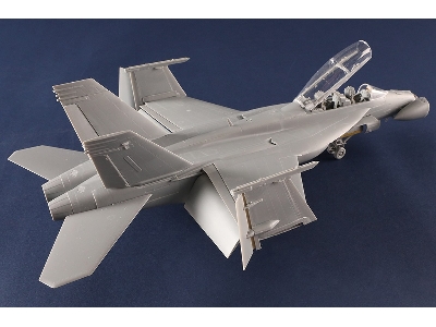 Boeing F/A-18 F Super Hornet (Vfc-12) - zdjęcie 30
