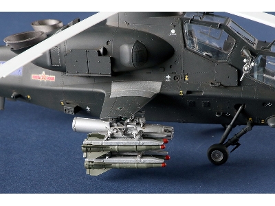Chinese Z-10 G Attack Helicopter - zdjęcie 12