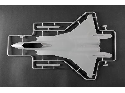 Chinese J-20s Mighty Dragon - zdjęcie 6