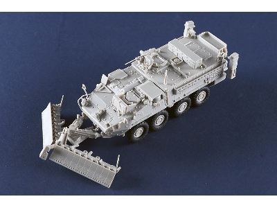 M1132 Stryker Engineer Squad Vehicle With Smp&amp - zdjęcie 6