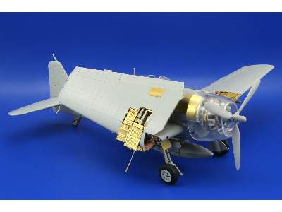  F6F-5 exterior 1/32 - Trumpeter - blaszki - zdjęcie 4