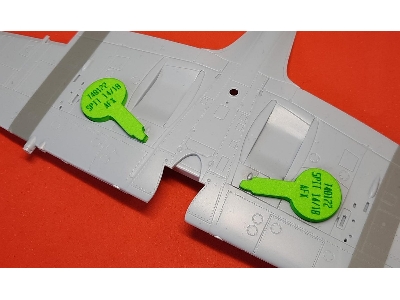 Supermarine Spitfire Mk.Xiv / Mk.Xviii - Wheel Bay Plugs (For Airfix Kits) - zdjęcie 2
