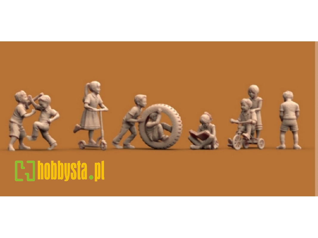 Children Playing - zdjęcie 1