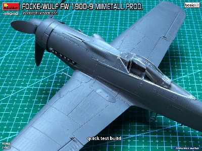 Focke Wulf Fw-190 D-9 - Mimetall Production Jagdgeschwader 301  (Basic Kit) - zdjęcie 8