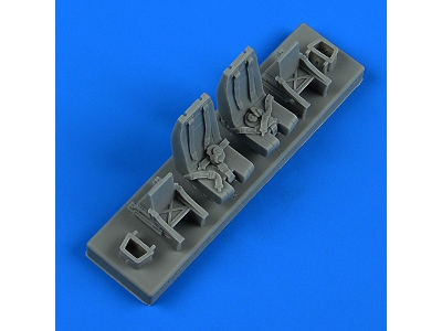 Mil Mi-17 - Seats With Seatbelts / Fisher Version - zdjęcie 1