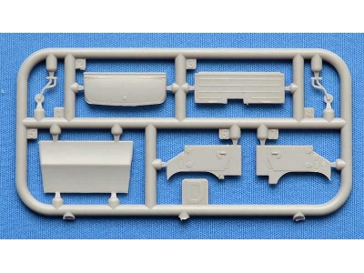 Unimog S 404 Krankenwagen - zdjęcie 5