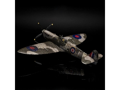 Supermarine Spitfire Mk Ixc En398 - zdjęcie 2