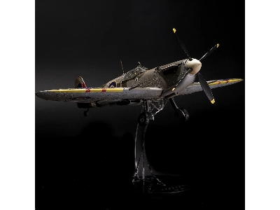 Supermarine Spitfire Mk Ixc En398 - zdjęcie 7
