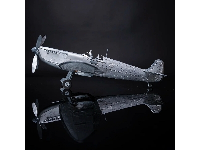 Supermarine Spitfire Mk Ixc En398 - zdjęcie 12