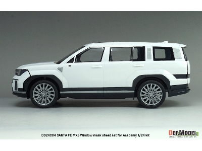 Hyundai Santa Fe Mx5 â€“ Zestaw Metalowych Naklejek Na Okna / Logo (Do ZestawĂłw Academy) - zdjÄ™cie 11