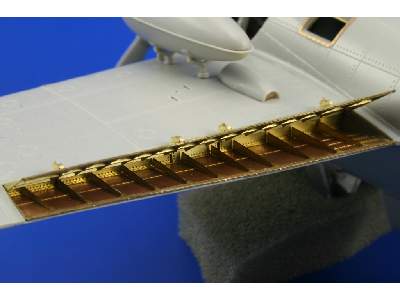  F4F-3 landing flaps 1/48 - Hobby Boss - blaszki - zdjęcie 3