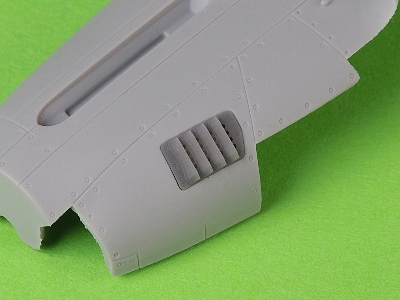 North American P-51 Mustang - Pokrywa Wlotu Powietrza Do Gaźnika - Typ Z żaluzjami Dla Raf - Wersja B (Do Modelu Arma Hobby) -