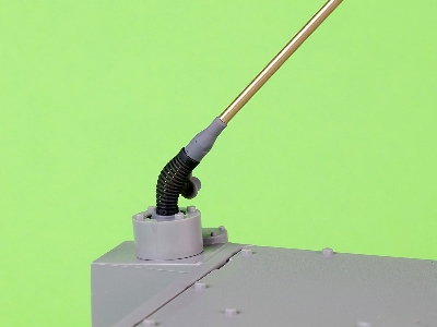Antena Comrod Vhf3088vm - Używana Na Czołgu Leopard 2 A7v Oraz Innych Pojazdach (2 Szt.) - Wersja Ugięta - zdjęcie 2