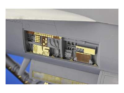  F/ A-18E avionic bay 1/32 - Trumpeter - blaszki - zdjęcie 2