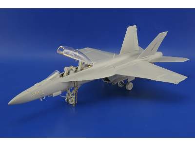  F/ A-18F exterior 1/48 - Hasegawa - blaszki - zdjęcie 8