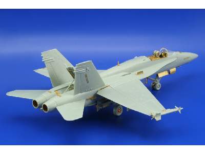  F/ A-18C S. A. 1/72 - Academy Minicraft - blaszki - zdjęcie 6