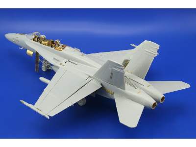  F/ A-18D exterior 1/48 - Hobby Boss - blaszki - zdjęcie 5