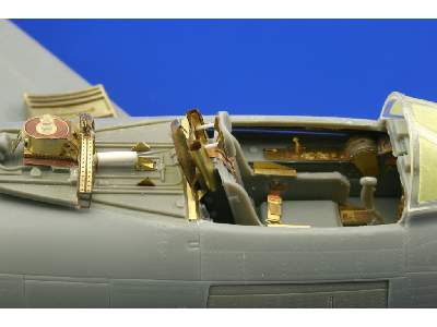  F-86F-30 interior S. A. 1/32 - Kinetic - blaszki - zdjęcie 5