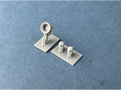 Mgebrov-r - Front Lamp & Turret Ventilation Set (3d-printed) - zdjęcie 1