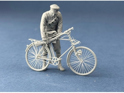British Army Cyclist Securing His Rifle (1 Figure / 3d-printed) - zdjęcie 2