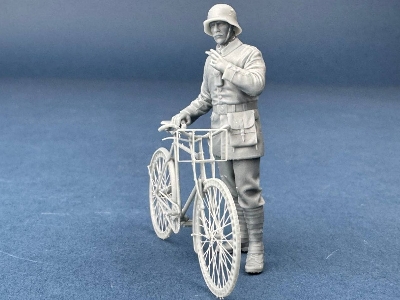 German Cyclist Smoking (3d-printed) - zdjęcie 3