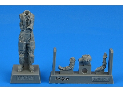 Modern Nato Fighter Pilot (1 Figure) - zdjęcie 1