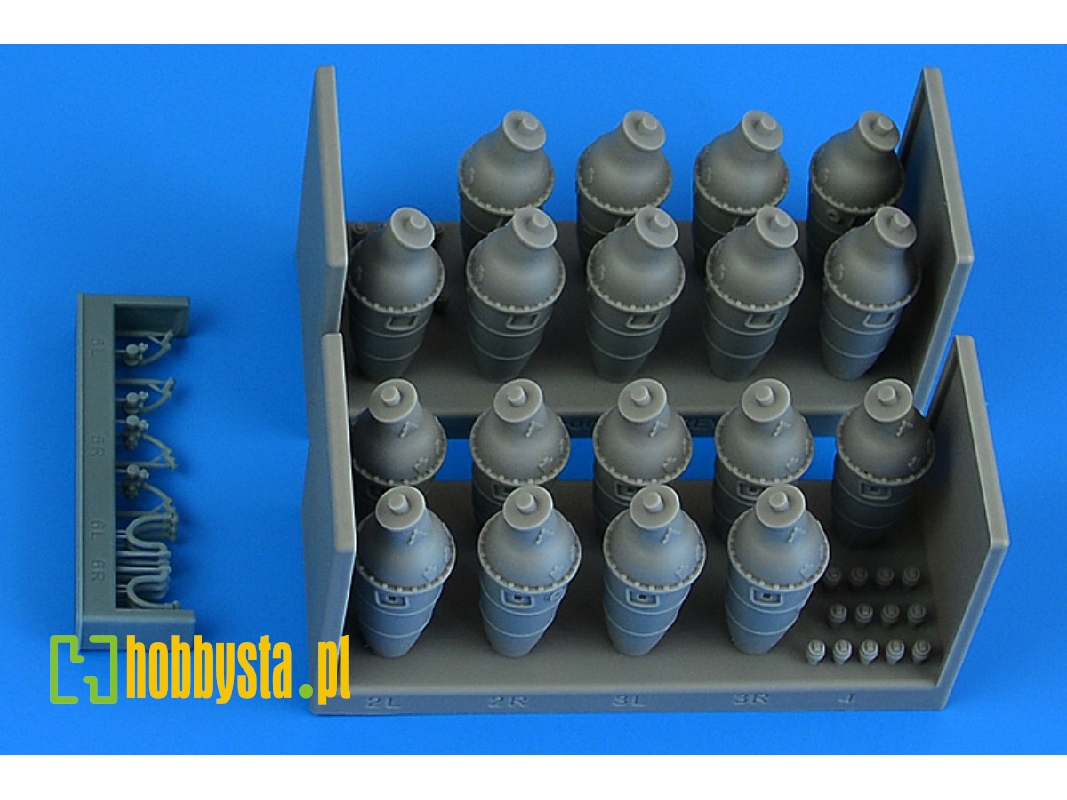Gloster Meteor F.8 / Fr.9 - Combustion Chambers (For Revell Kits) - zdjęcie 1
