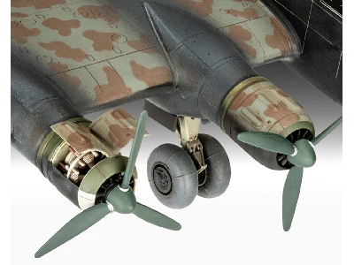 Junkers Ju-290 A-5 / A-7 Seeadler - zdjęcie 8