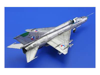  MiG-21MF in Czechoslovak service 1/48 - samolot - zdjęcie 16