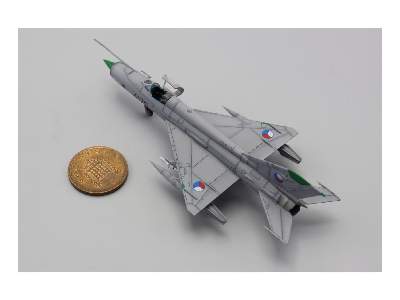  MiG-21MFN 1/144 - zestaw 2 modele - zdjęcie 2