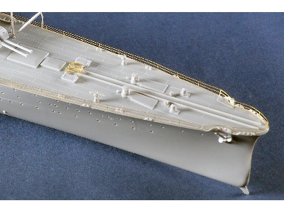 Italian Heavy Cruiser Pola - zdjęcie 16