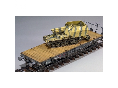 German Wwii 15 Cm Sfh 13/1 (Sf)auf Gw Lrs.(F )sd.Kfz.135/1 With 50 Ton Type Ssy45 Flatcar Schwerer Platformwagen (3 In 1 Kit) - 
