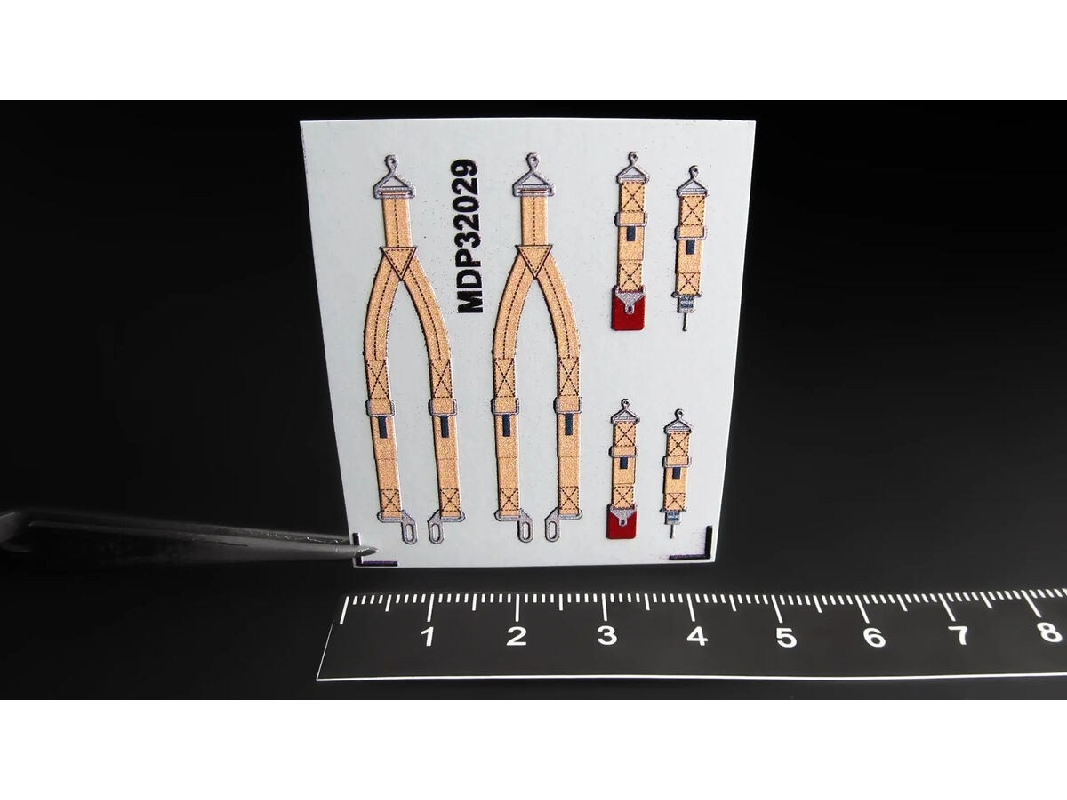 Republic P-47 And North American P-51 Seat Belts - zdjęcie 1