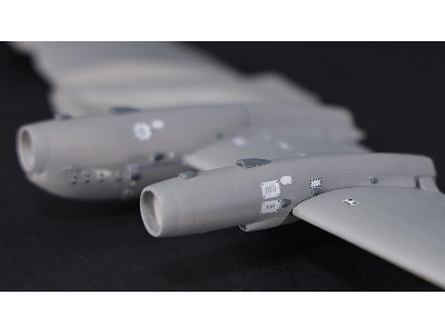 Ilyushin Il-18, Il-20 And Il-38 - Hatches And Exterior Panels (Amodel) - zdjęcie 6